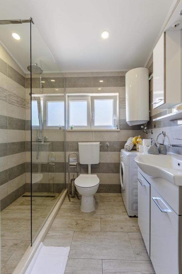 Apartment Darka 2 Сумартин Екстериор снимка